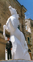 scultura del cavallo